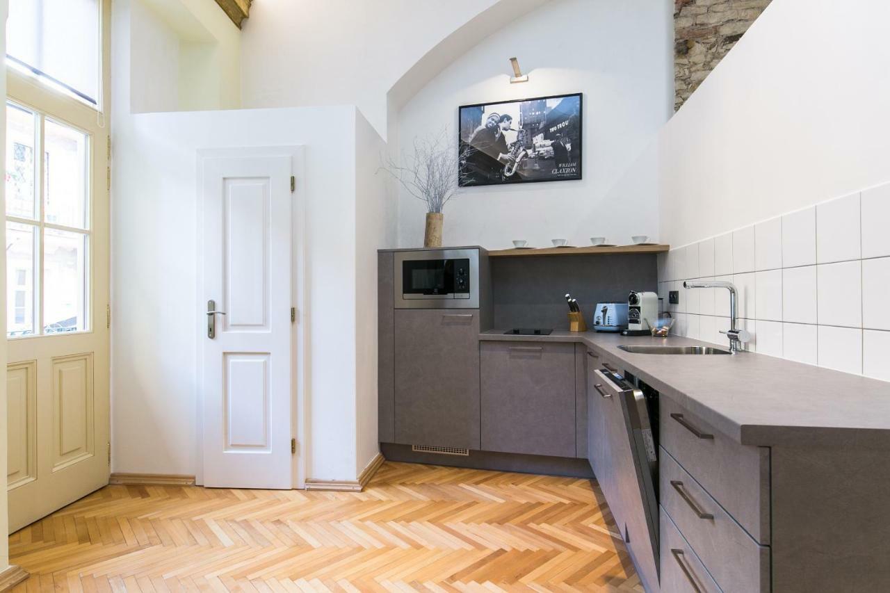 Apartment Nebovidy I - Historic Centre - Terrace - Air Conditioning ปราก ภายนอก รูปภาพ